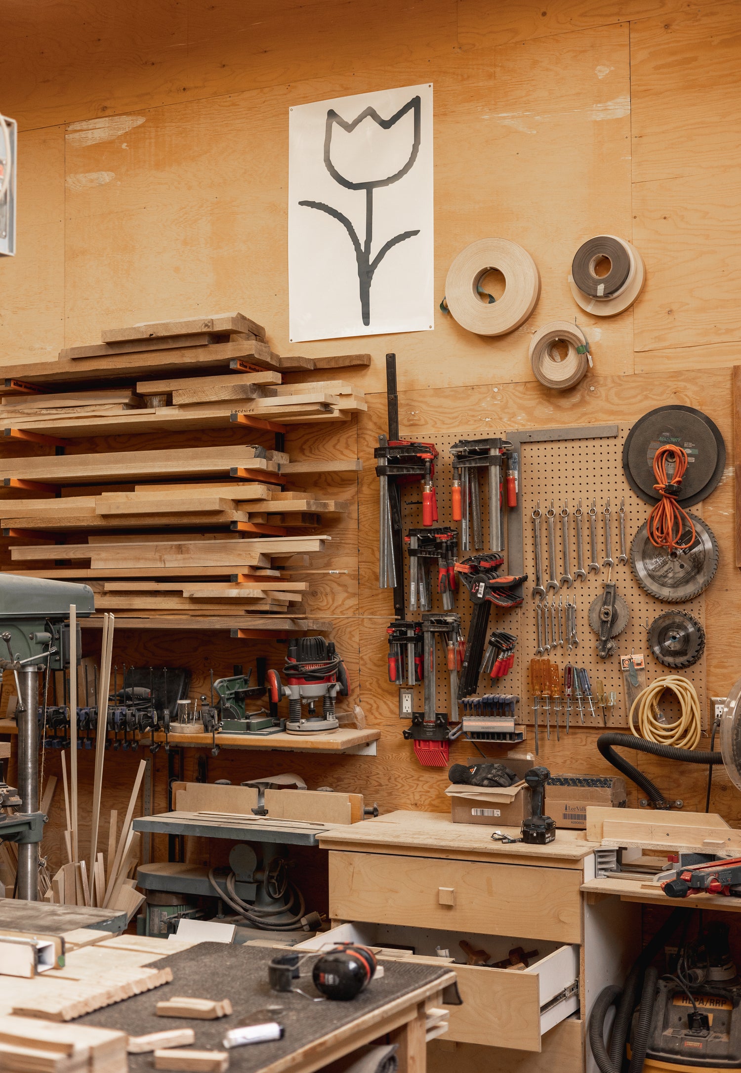 Ébénisterie meuble fine woodworking furniture wood