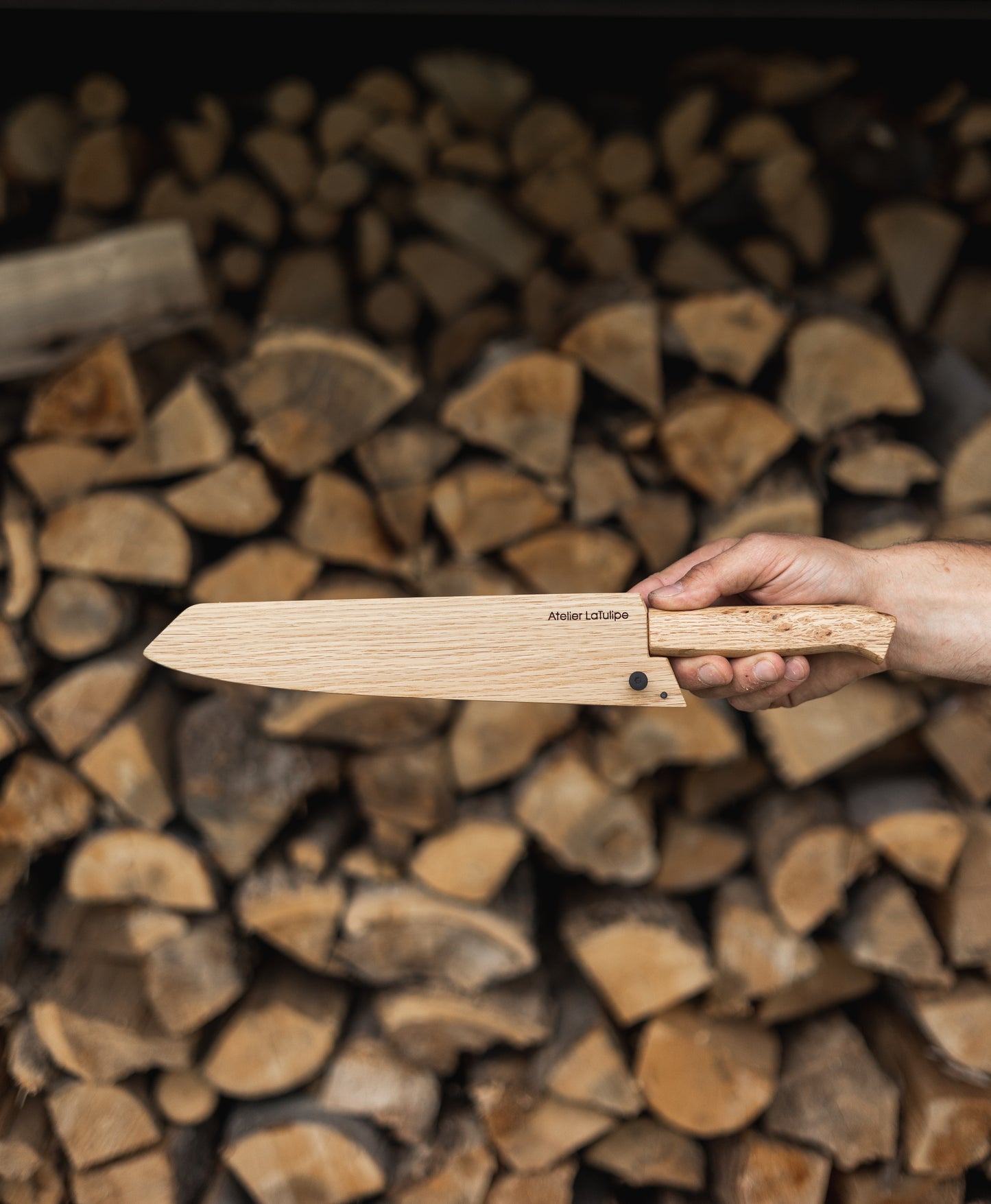Atelier LaTulipe Hazaki knives Chêne blanc white oak blanc stain teinture noire Osmo Konketsu meat slicer